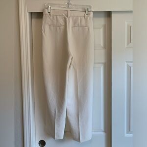 Aritzia Carrot pant white